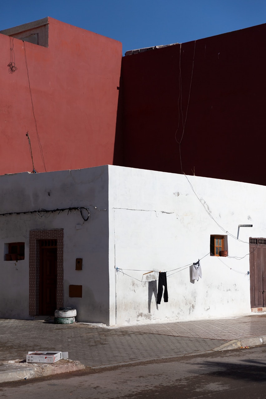 Julian Mullan, Morocco, House with Loundry